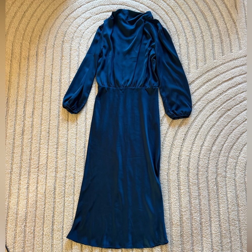 Elegant Blue Satin Midi Dress